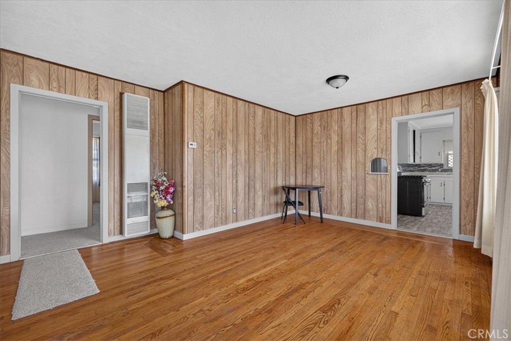 555 Pacific Property Photo 6