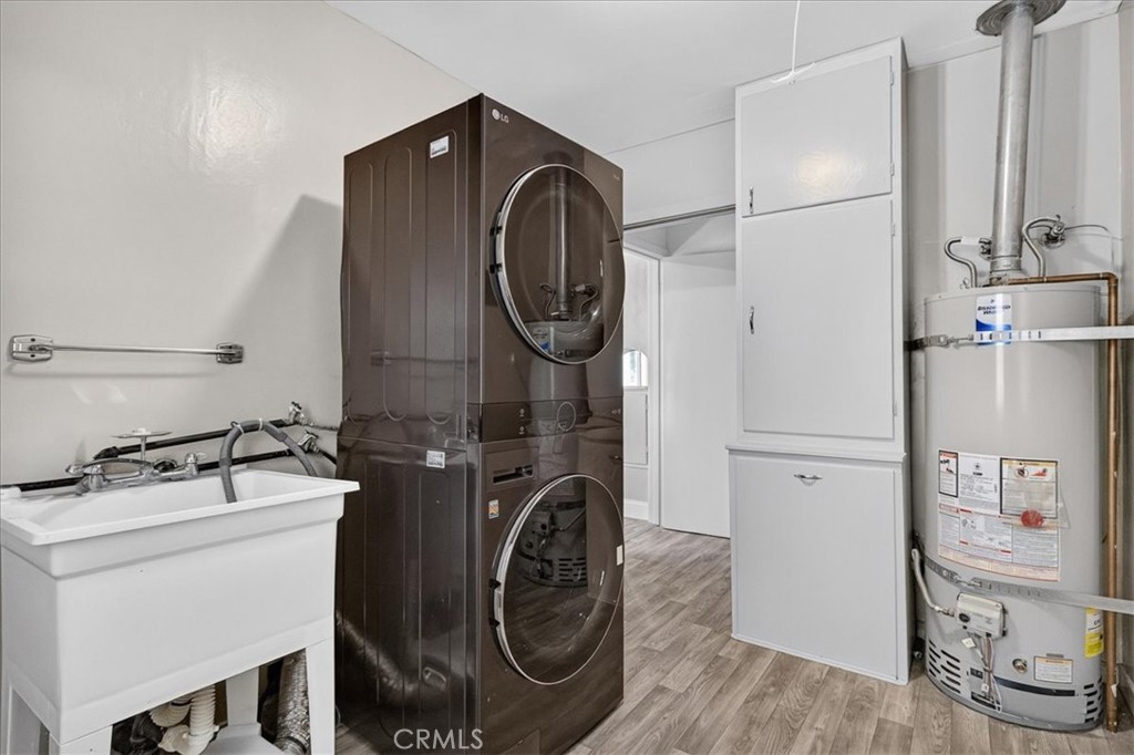 555 Pacific Property Photo 16