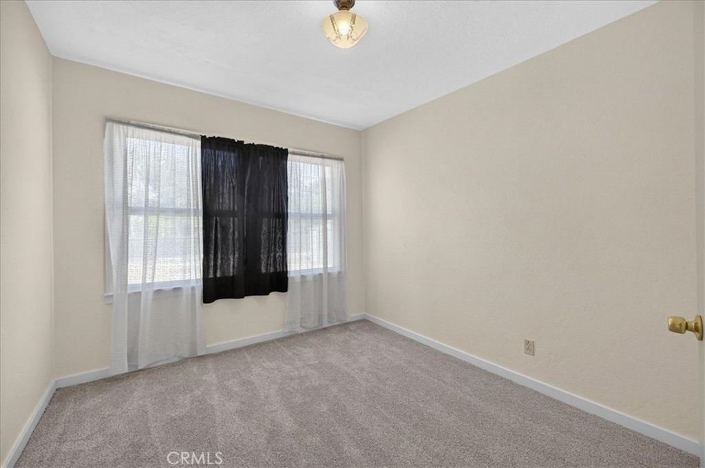 555 Pacific Property Photo 32