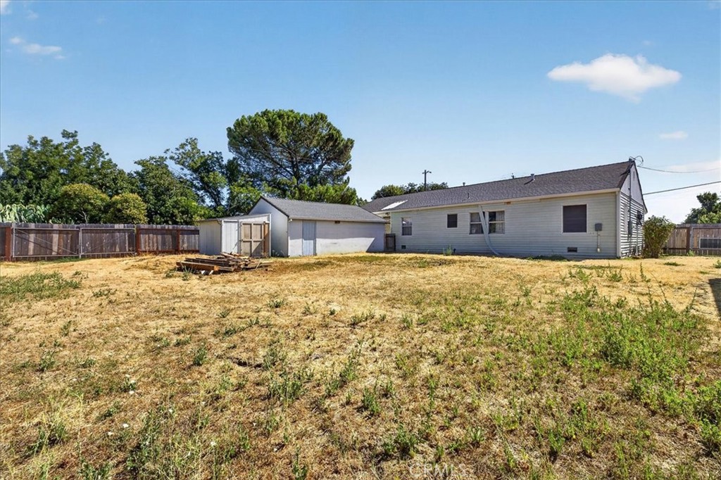 555 Pacific Property Photo 37