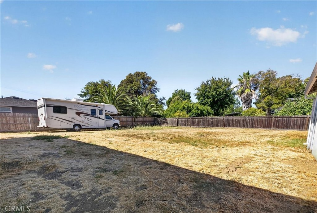 555 Pacific Property Photo 38