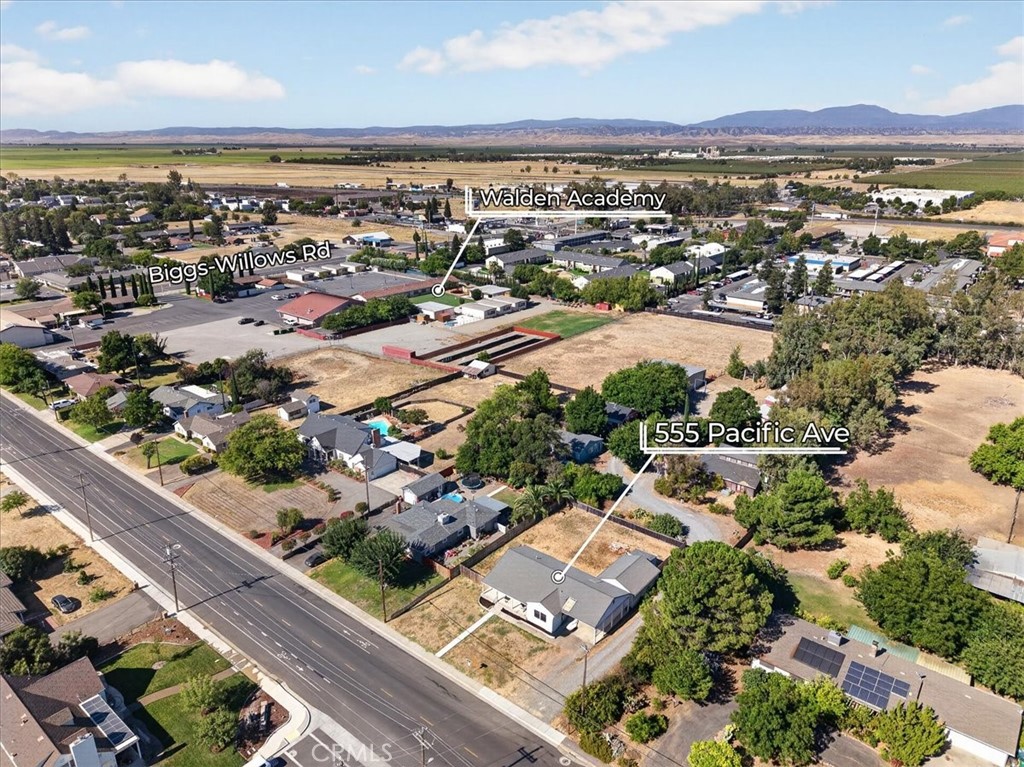555 Pacific Property Photo 44