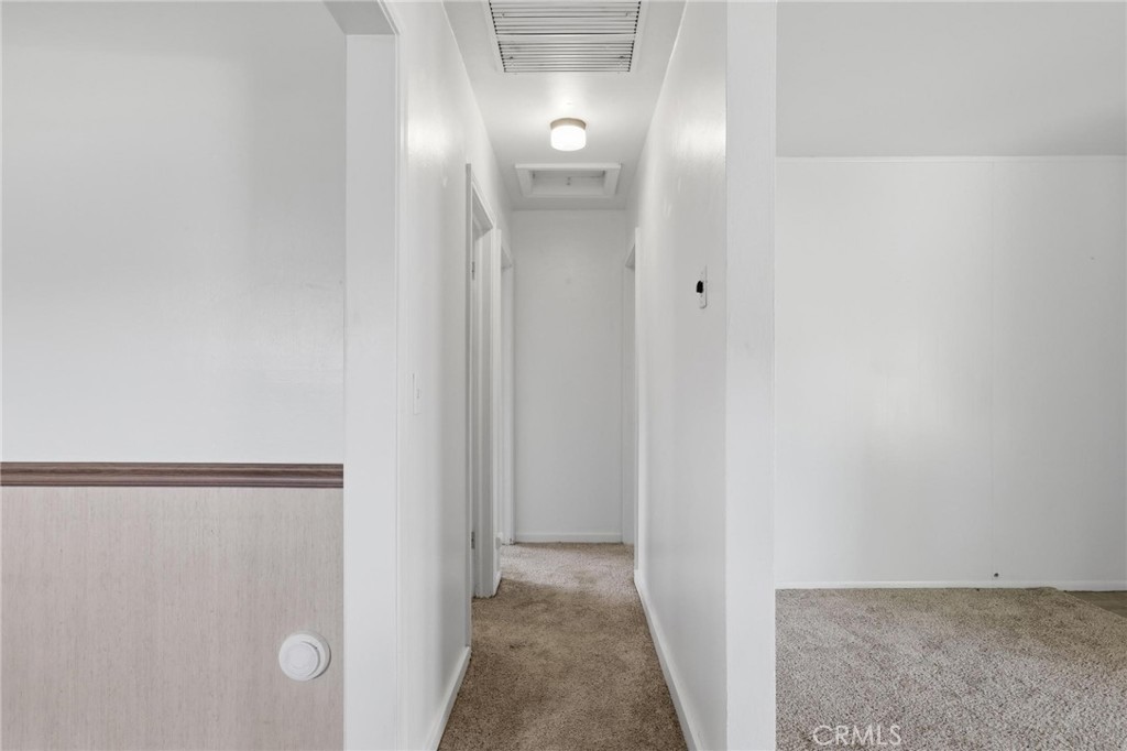 946 14th Property Photo 11