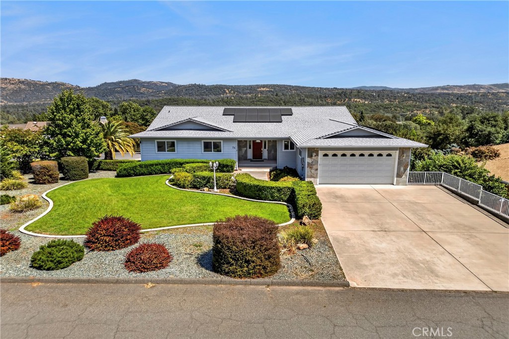 26 Regal Way Property Photo 1