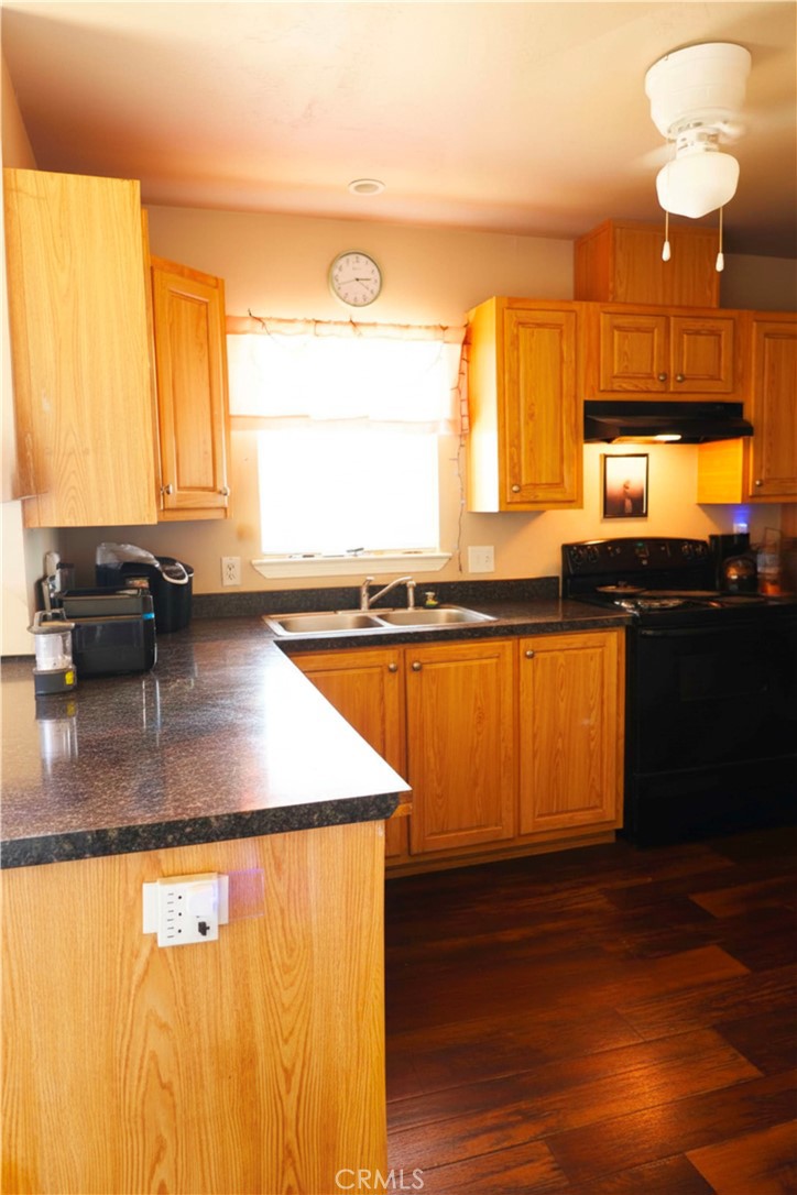 6070 Old Olive Property Photo 8