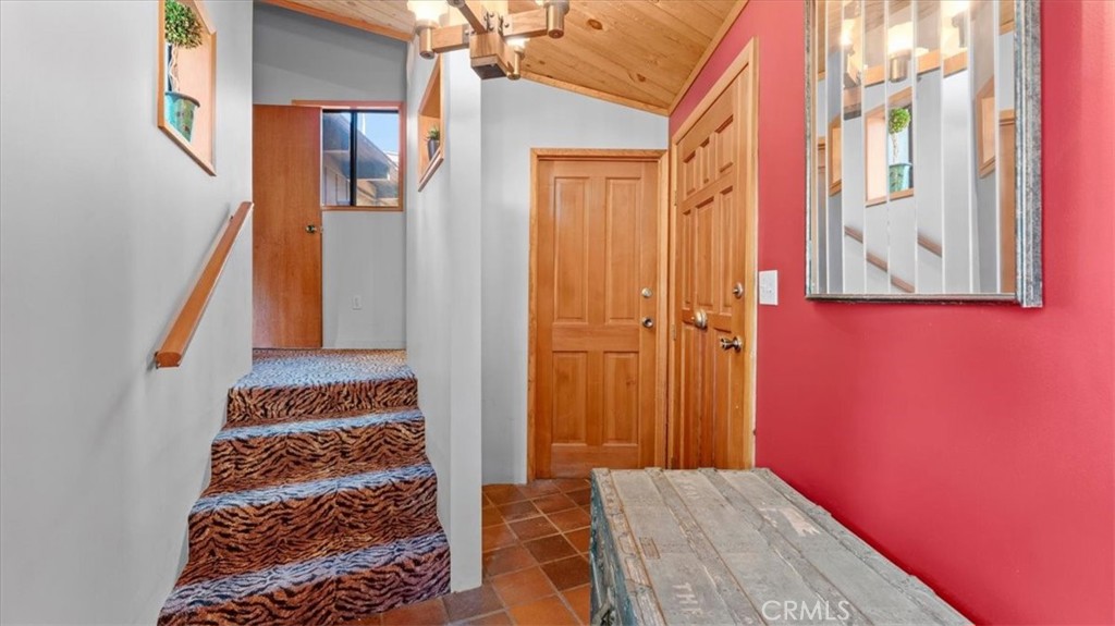 8438 Santos Dumont Way Property Photo 7