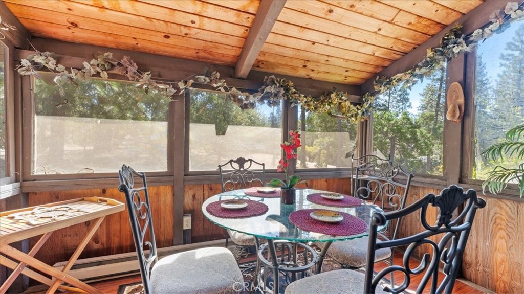 8438 Santos Dumont Way Property Photo 17