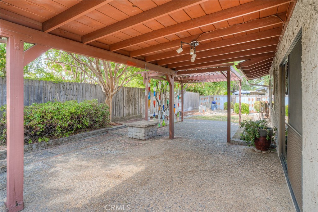 805 Madrone Avenue Property Photo 23