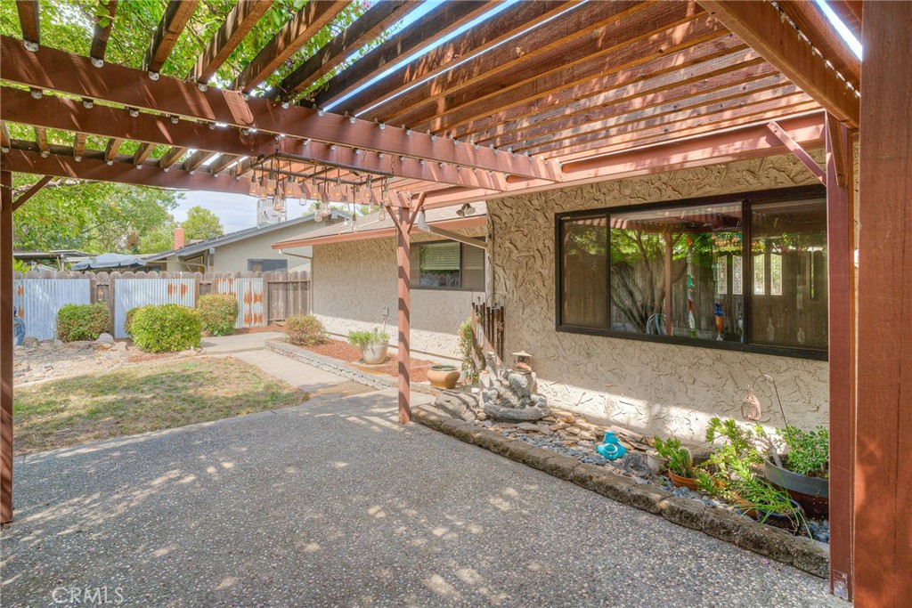 805 Madrone Avenue Property Photo 26