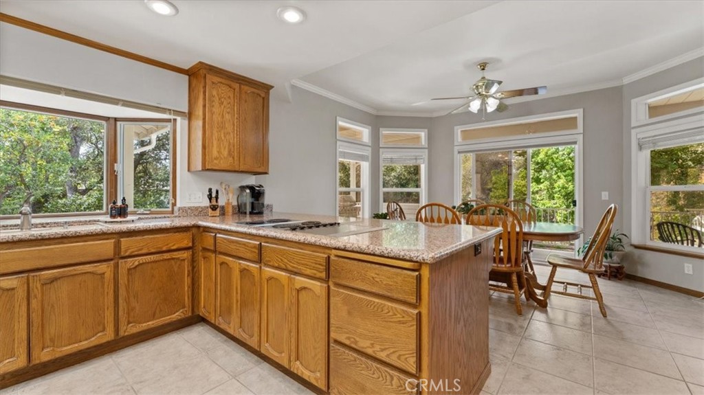 172 Ward Boulevard Property Photo 11