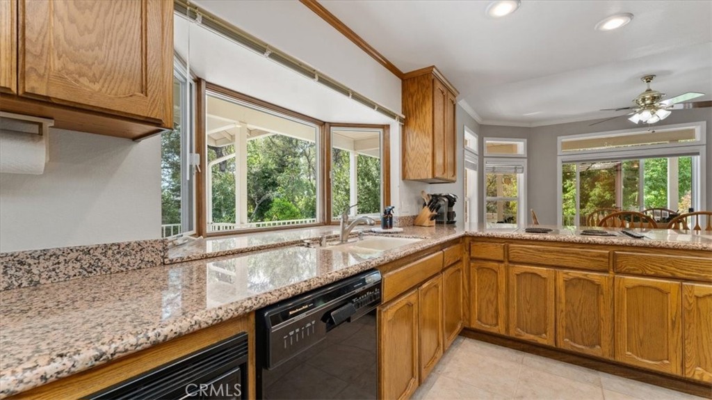 172 Ward Boulevard Property Photo 12