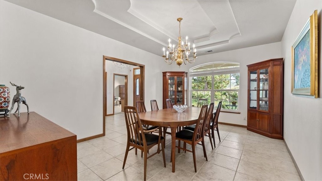 172 Ward Boulevard Property Photo 14
