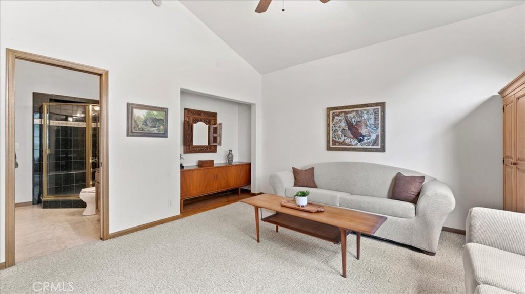 172 Ward Boulevard Property Photo 16