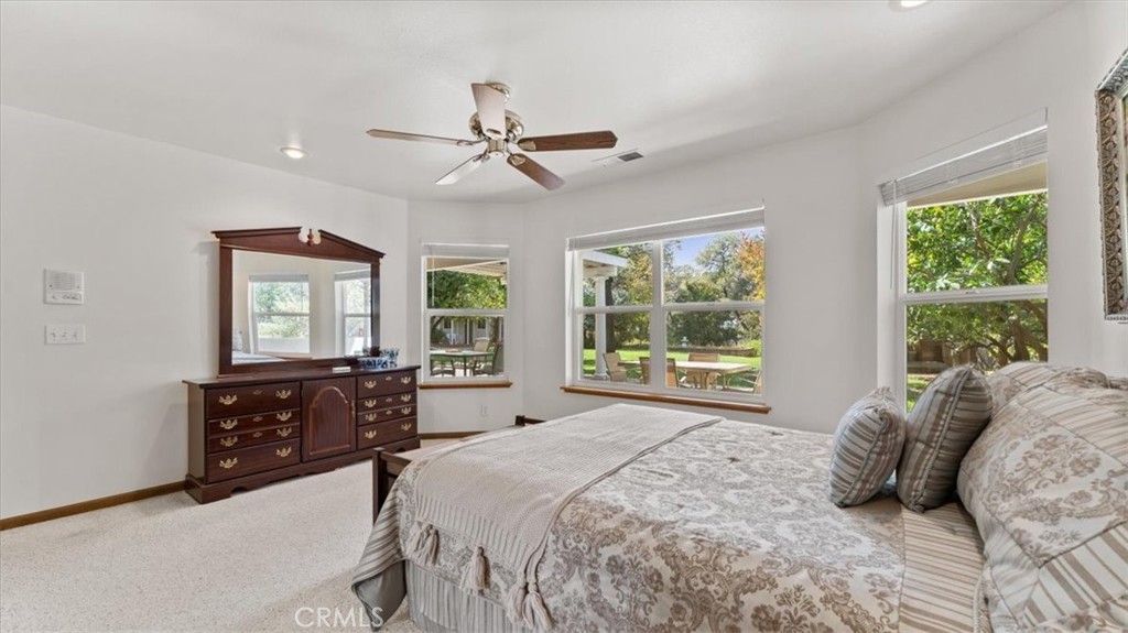 172 Ward Boulevard Property Photo 33