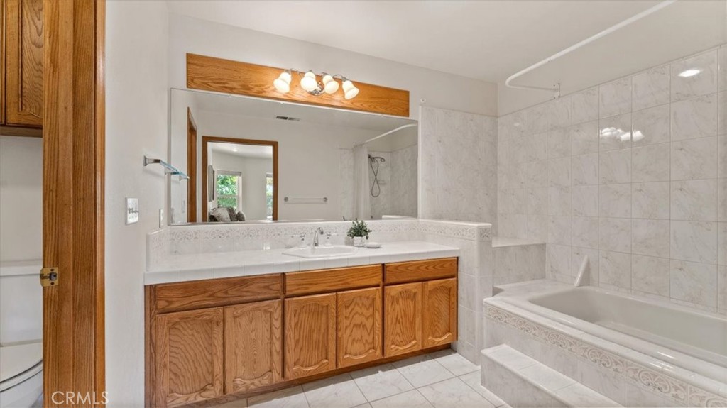 172 Ward Boulevard Property Photo 34