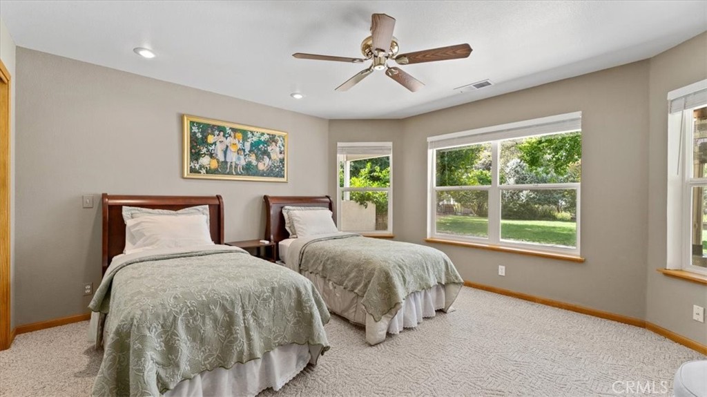 172 Ward Boulevard Property Photo 35