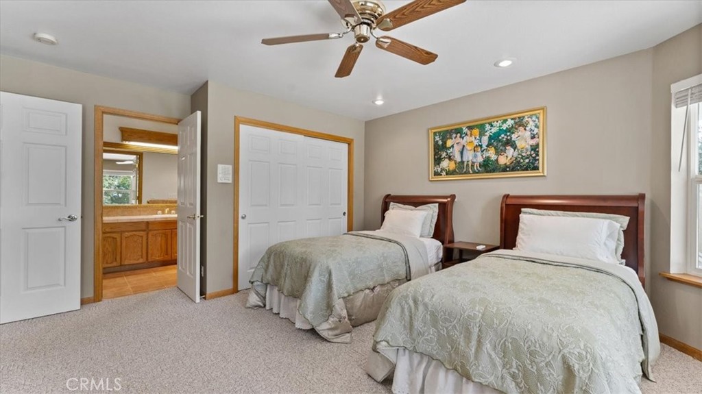 172 Ward Boulevard Property Photo 36