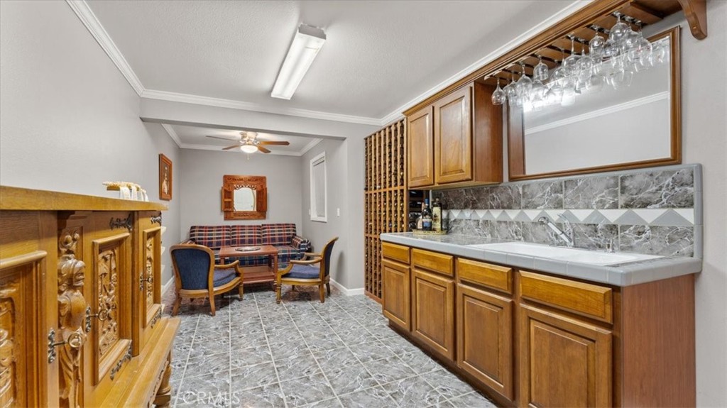172 Ward Boulevard Property Photo 38