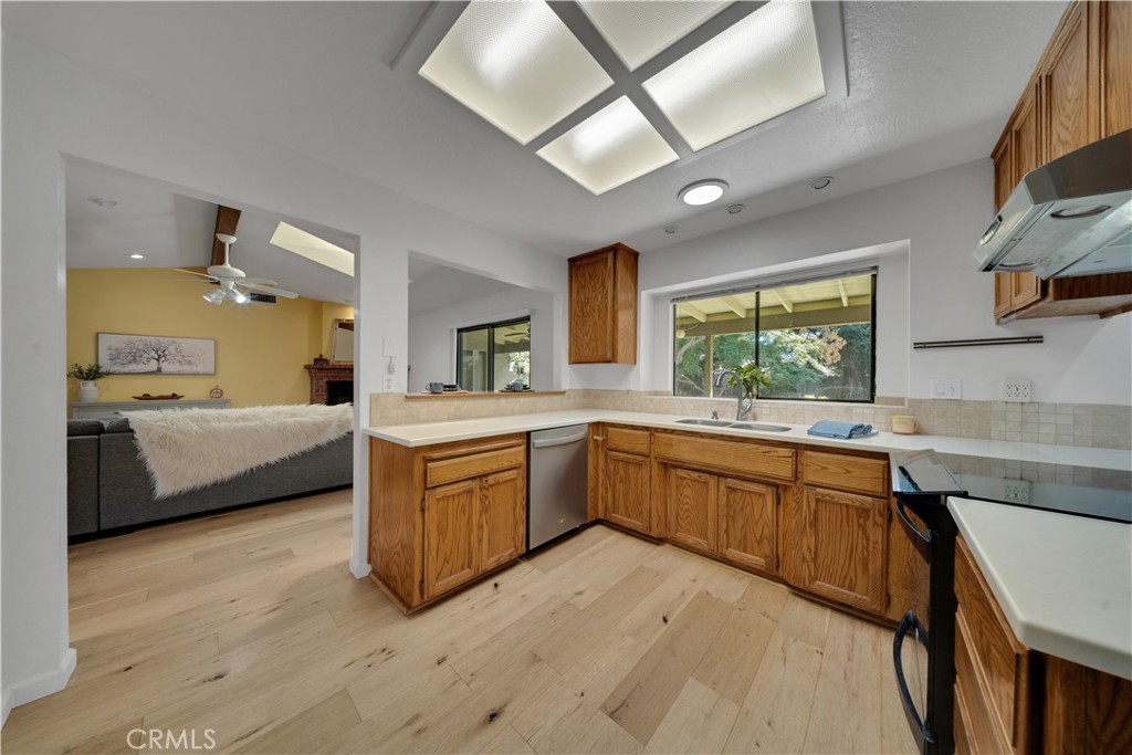 645 Black Oak Drive Property Photo 18