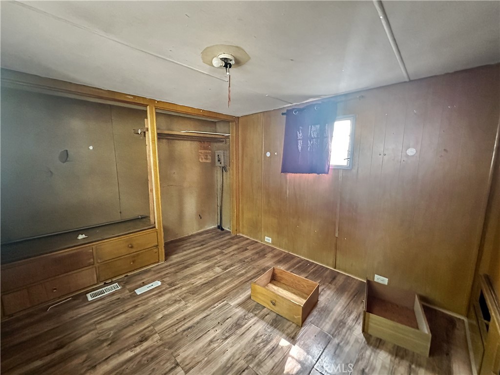 37 Acacia Avenue 3 Property Photo 5