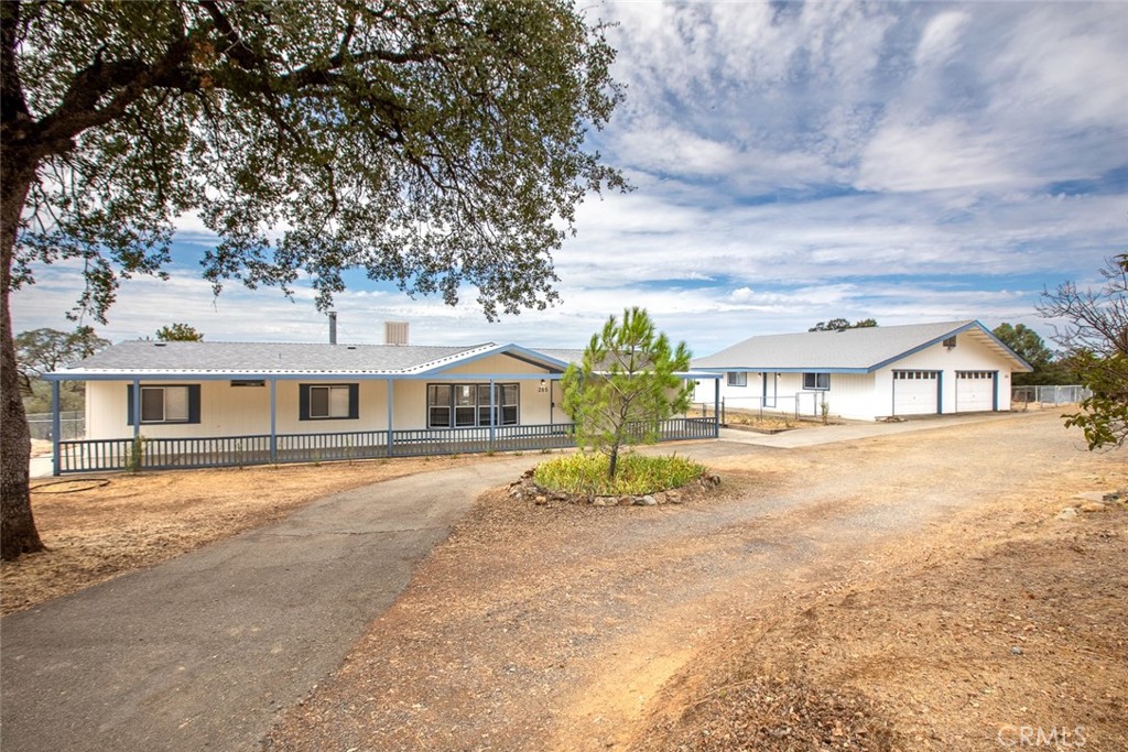 265 Lost Horizon Property Photo 1