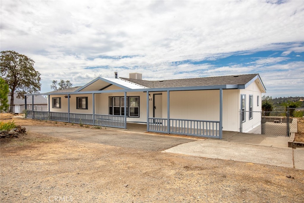 265 Lost Horizon Property Photo 2