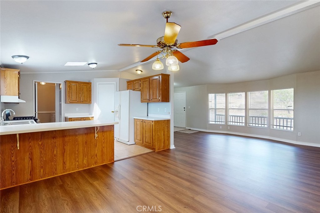 265 Lost Horizon Property Photo 16