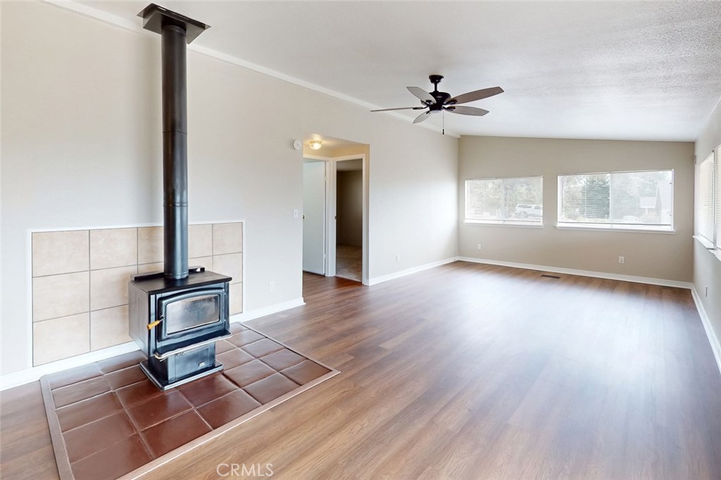 265 Lost Horizon Property Photo 22