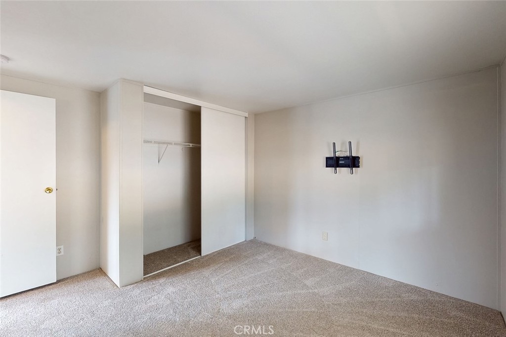 265 Lost Horizon Property Photo 30