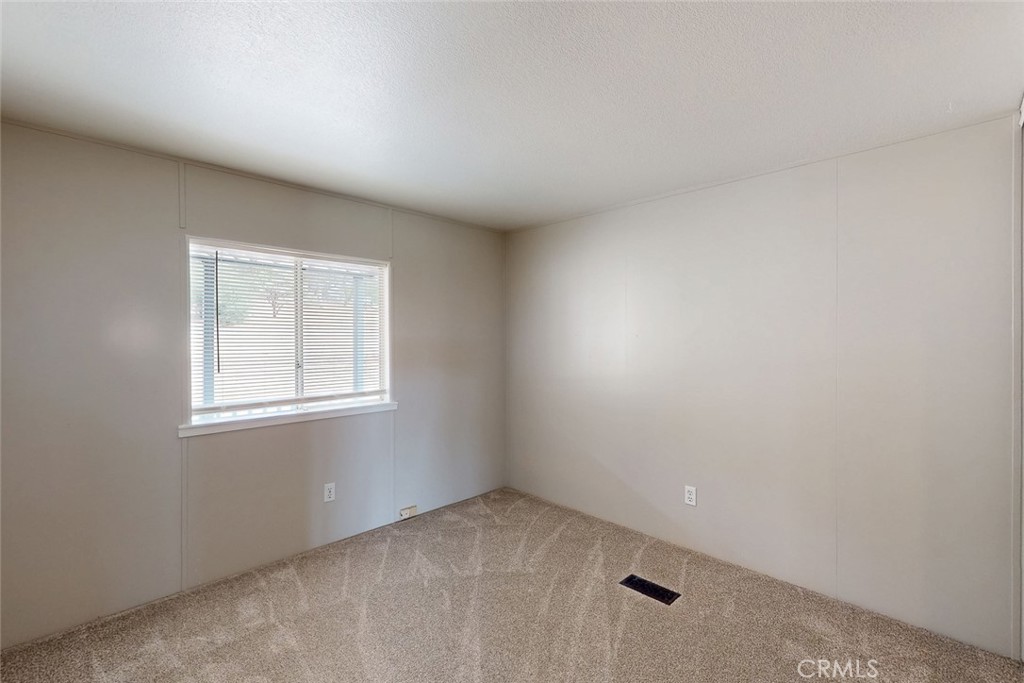265 Lost Horizon Property Photo 31