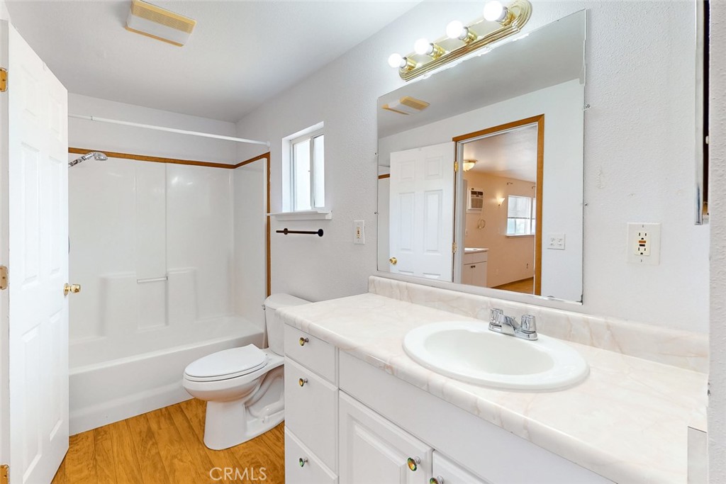 265 Lost Horizon Property Photo 43