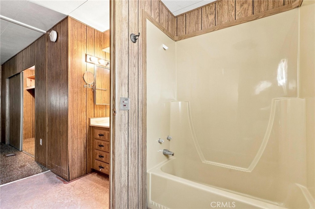 6702 Echo Glen Court Property Photo 30