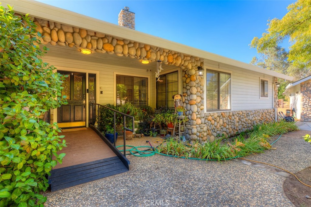 4965 Tami Property Photo 4