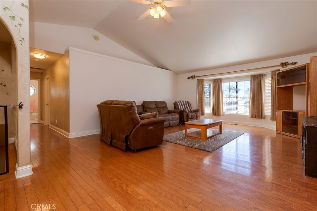 4965 Tami Property Photo 6