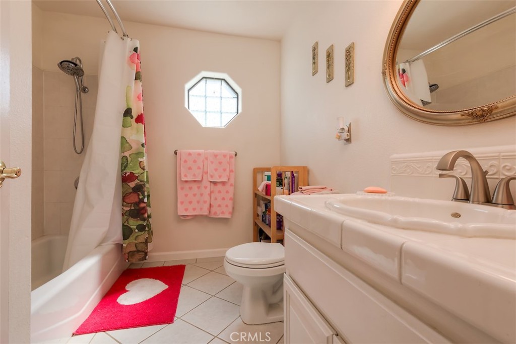 4965 Tami Property Photo 27