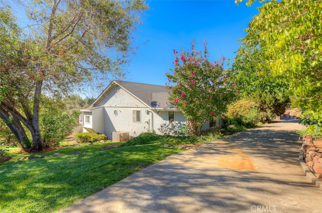 4965 Tami Property Photo 53