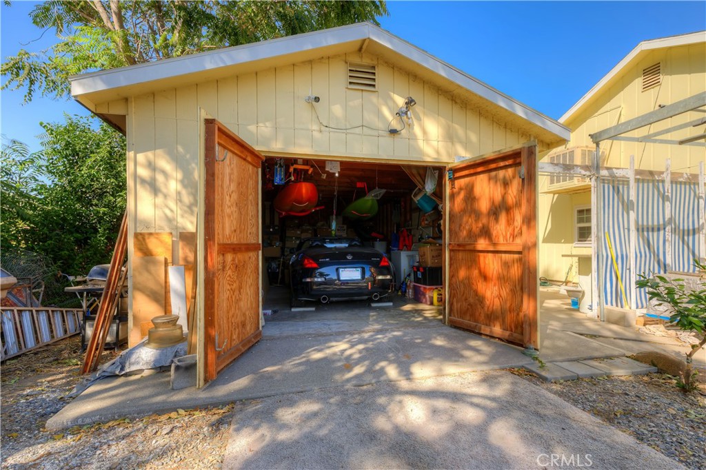 90 Mcdougall Property Photo 28