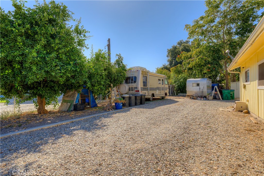 90 Mcdougall Property Photo 32