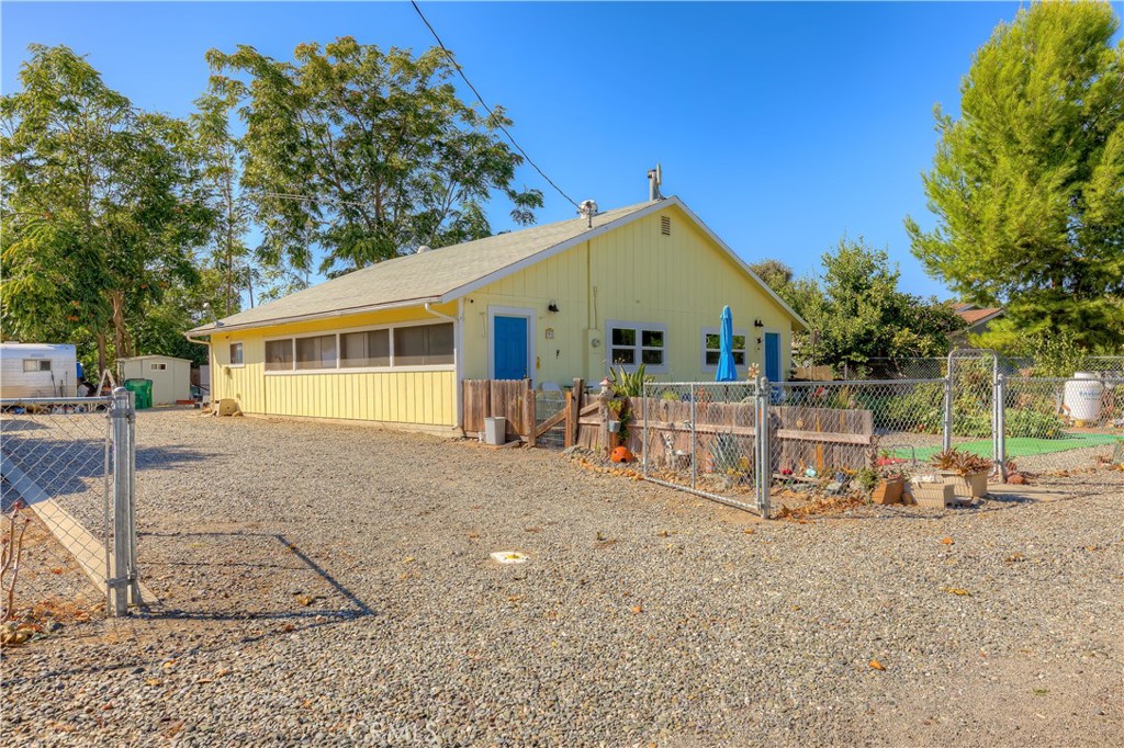 90 Mcdougall Property Photo 33