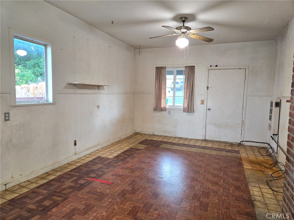 1938 Campbell Avenue Property Photo 12
