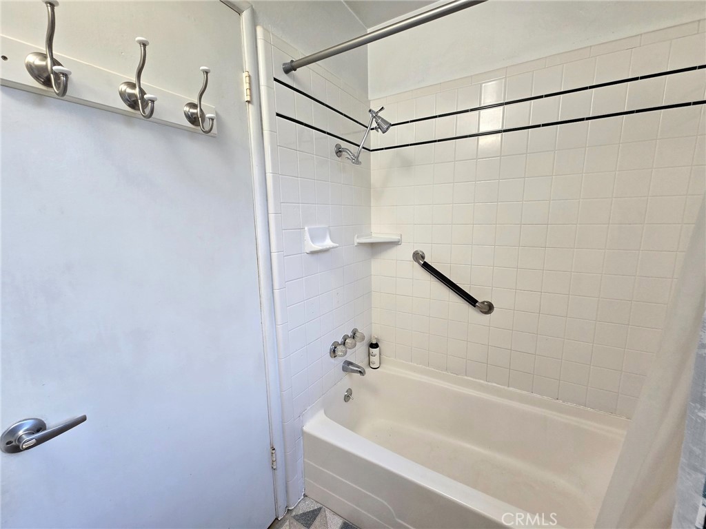 1938 Campbell Avenue Property Photo 22