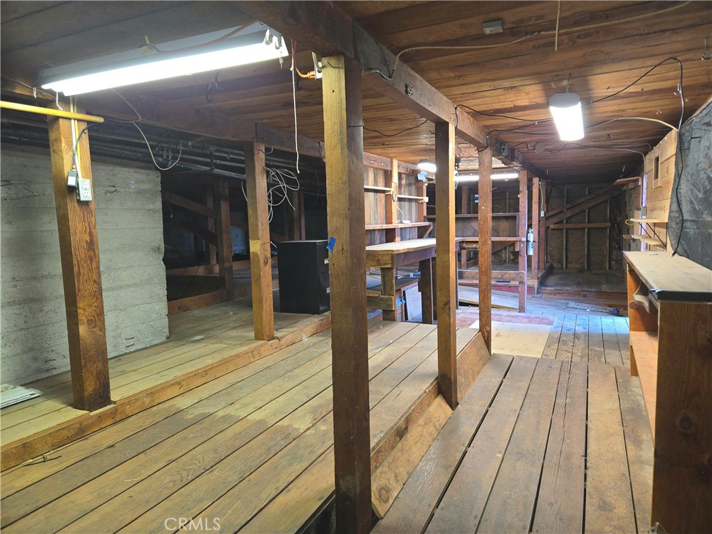 1938 Campbell Avenue Property Photo 36