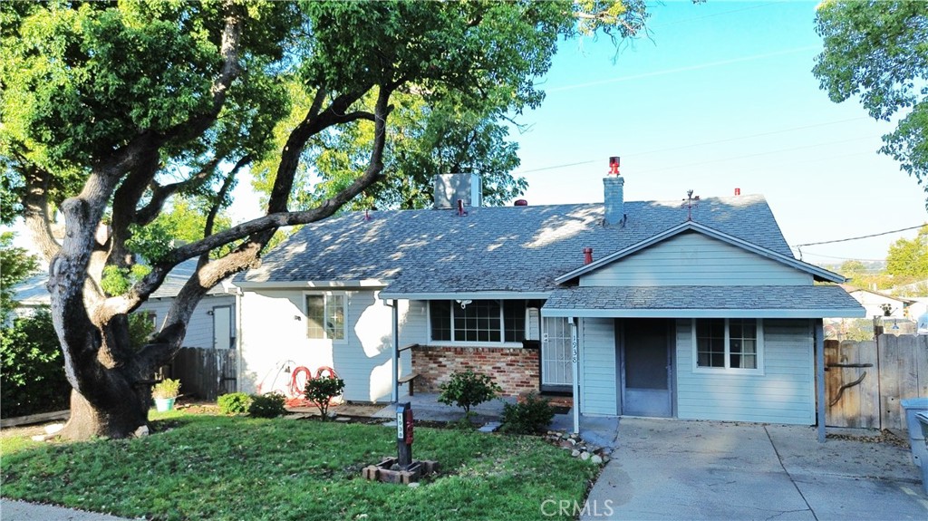 1938 Campbell Avenue Property Photo 44