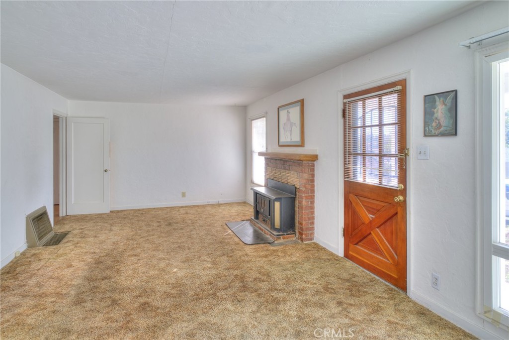 3050 Clemo Avenue Property Photo 4