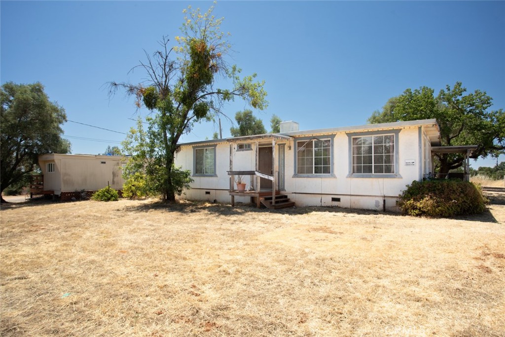 887 14th Street Property Photo 2