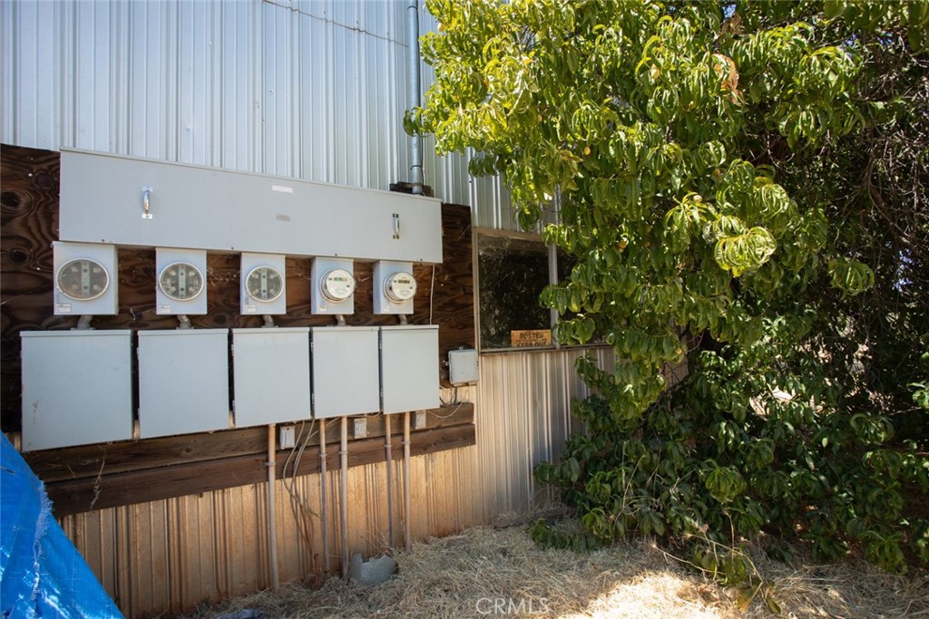 887 14th Street Property Photo 4
