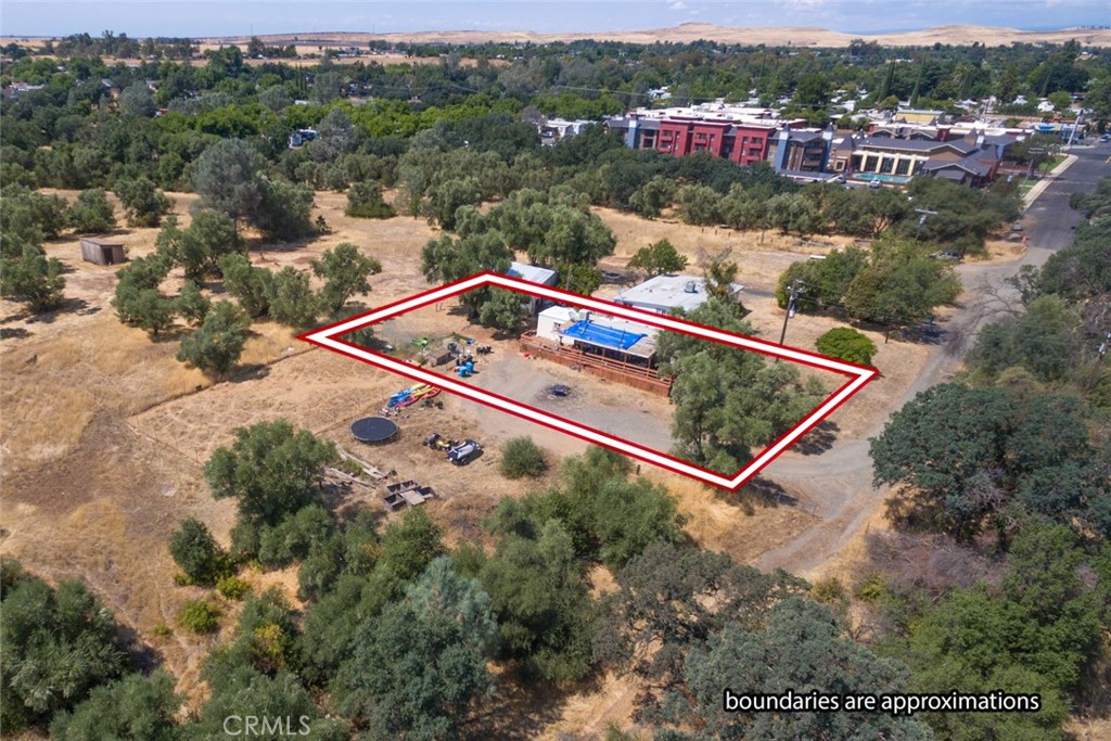 887 14th Street Property Photo 19