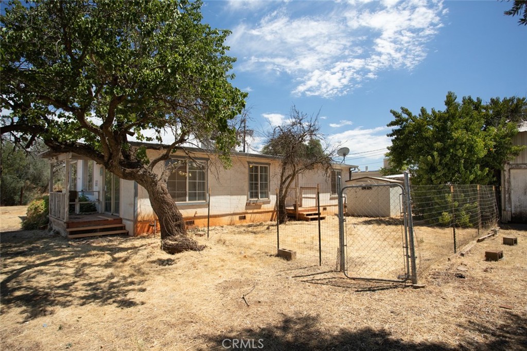 887 14th Street Property Photo 32