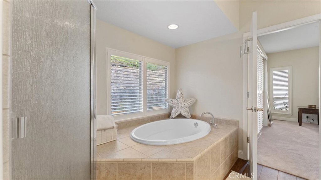 3536 Shadowtree Lane Property Photo 19