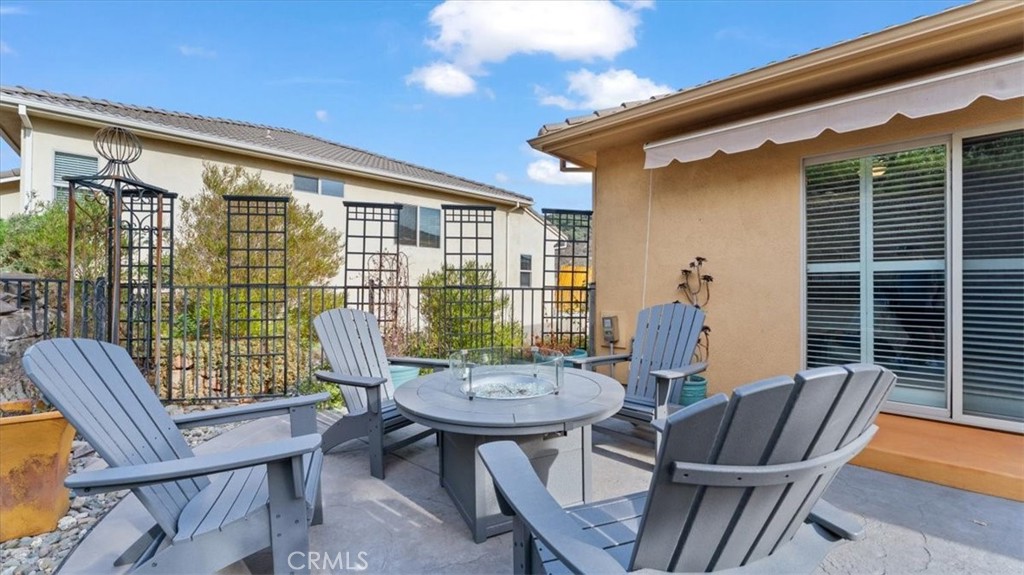 3536 Shadowtree Lane Property Photo 27